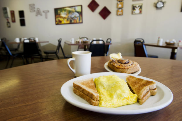 5. Cook's Cafe
